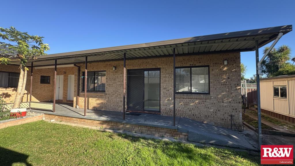 25A PATERSON CRES, FAIRFIELD WEST, NSW 2165