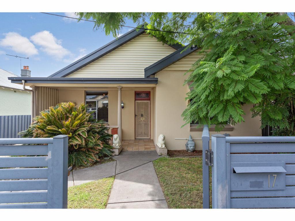 17 Ackeron St, Mayfield, NSW 2304