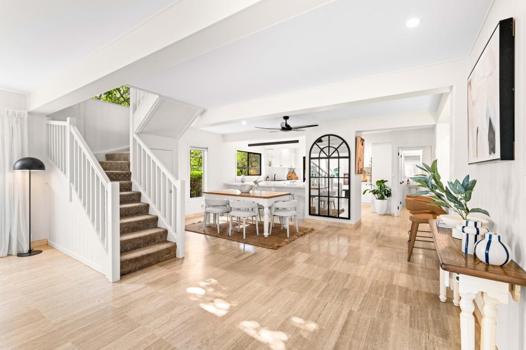 329 Ashmore Rd, Benowa, QLD 4217