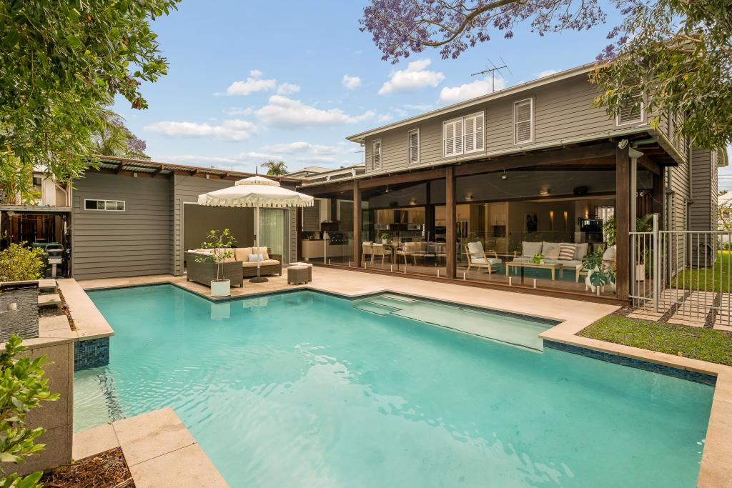 84 Elliott St, Hawthorne, QLD 4171