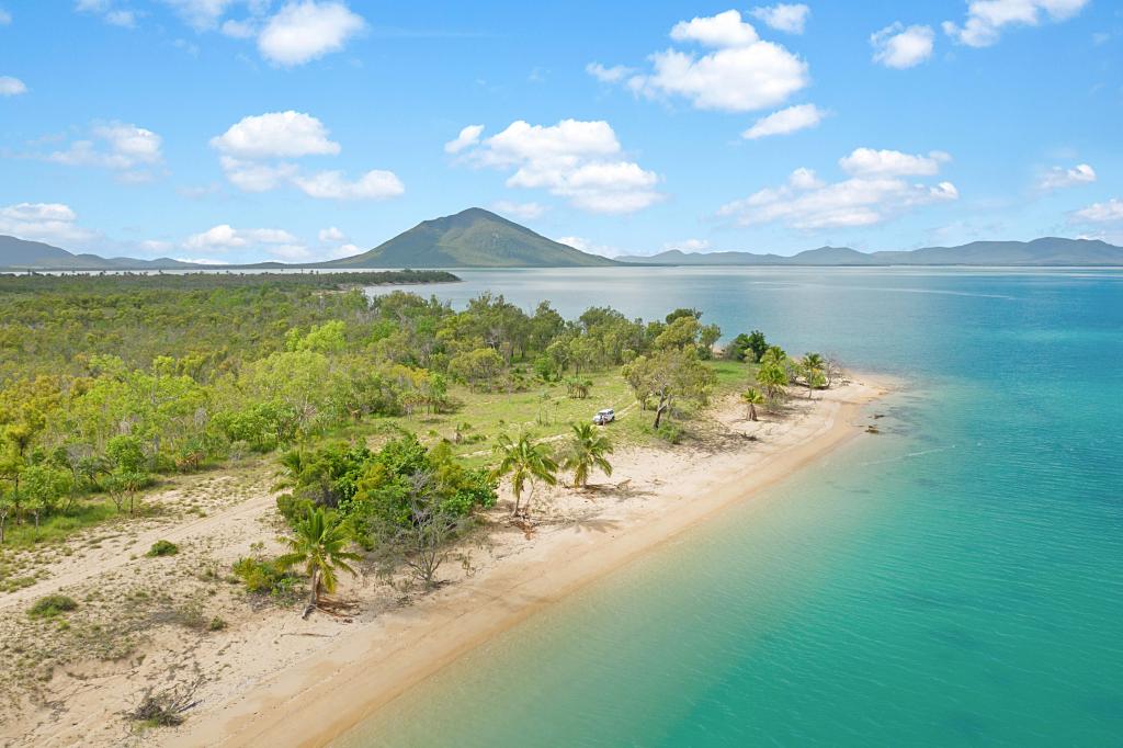 Lot 5, 890 Gloucester Avenue, Gloucester Park, Cape Gloucester, QLD 4800