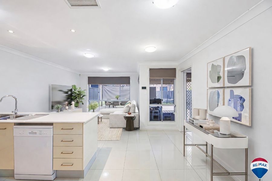 20 Wildflower Cir, Jordan Springs, NSW 2747