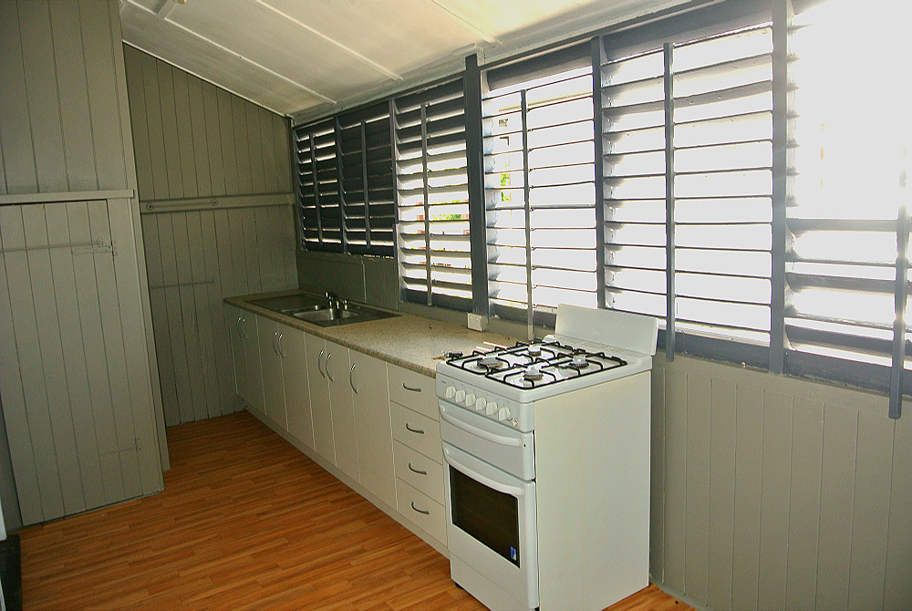 2/9 Queenbess St, Woolloongabba, QLD 4102