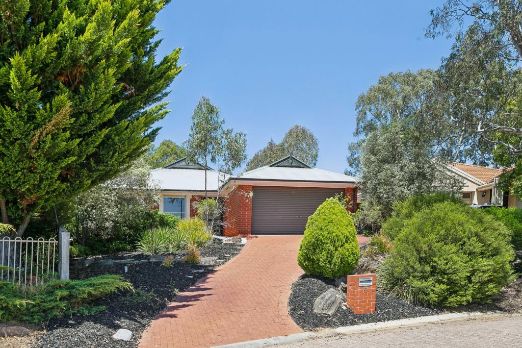 15 Songlark Gr, Flagstaff Hill, SA 5159