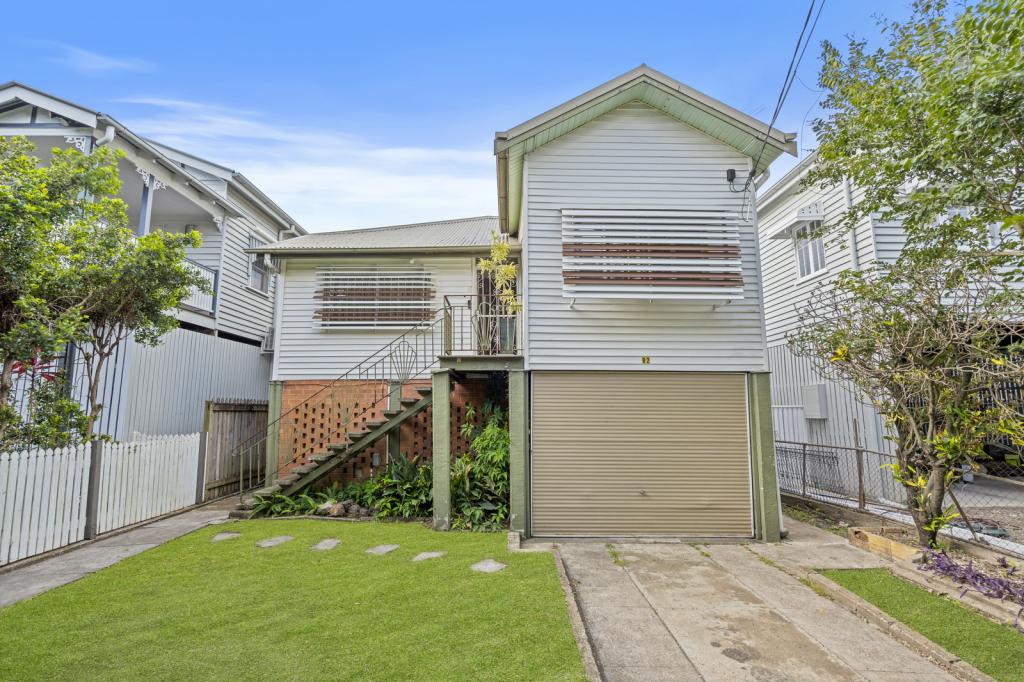82 Bowen St, Windsor, QLD 4030