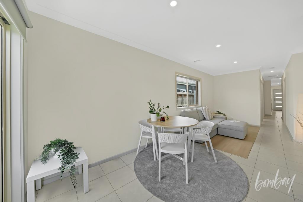 9 Gossamer Way, Mickleham, VIC 3064