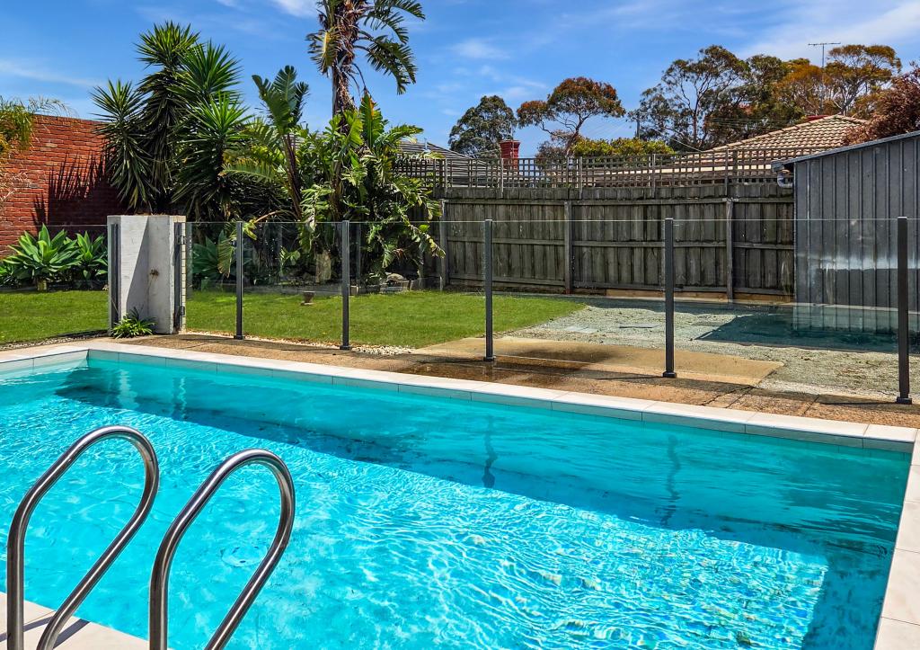 6 WINGARRA DR, GROVEDALE, VIC 3216