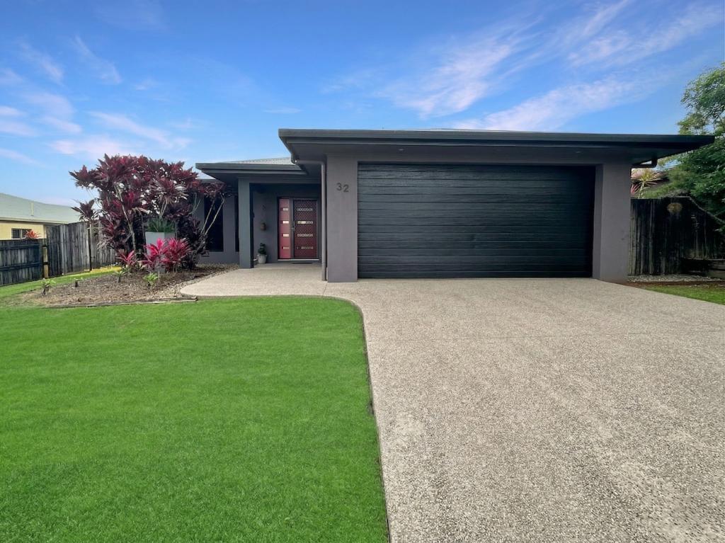 32 Jannina Dr, Atherton, QLD 4883