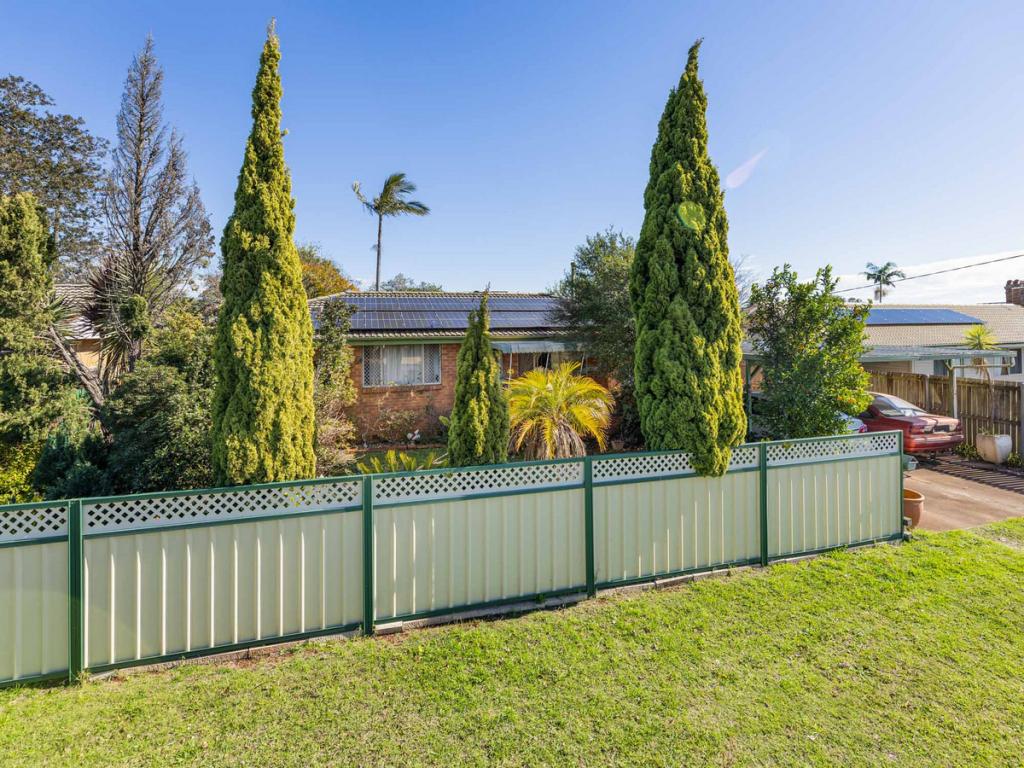 43 Priest St, Rockville, QLD 4350
