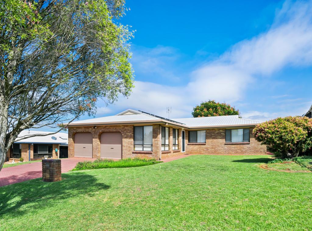25 Halsworth St, Cranley, QLD 4350