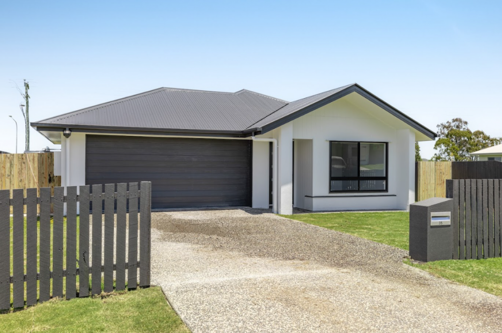 35 Jacana St, Glenvale, QLD 4350