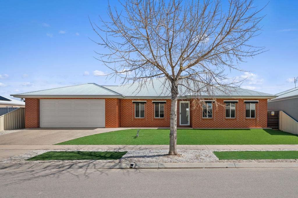 20 Senator Dr, Benalla, VIC 3672