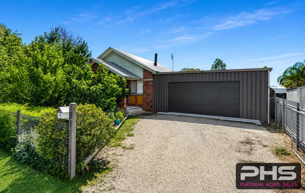 1 Alexandra Ave, Kerang, VIC 3579