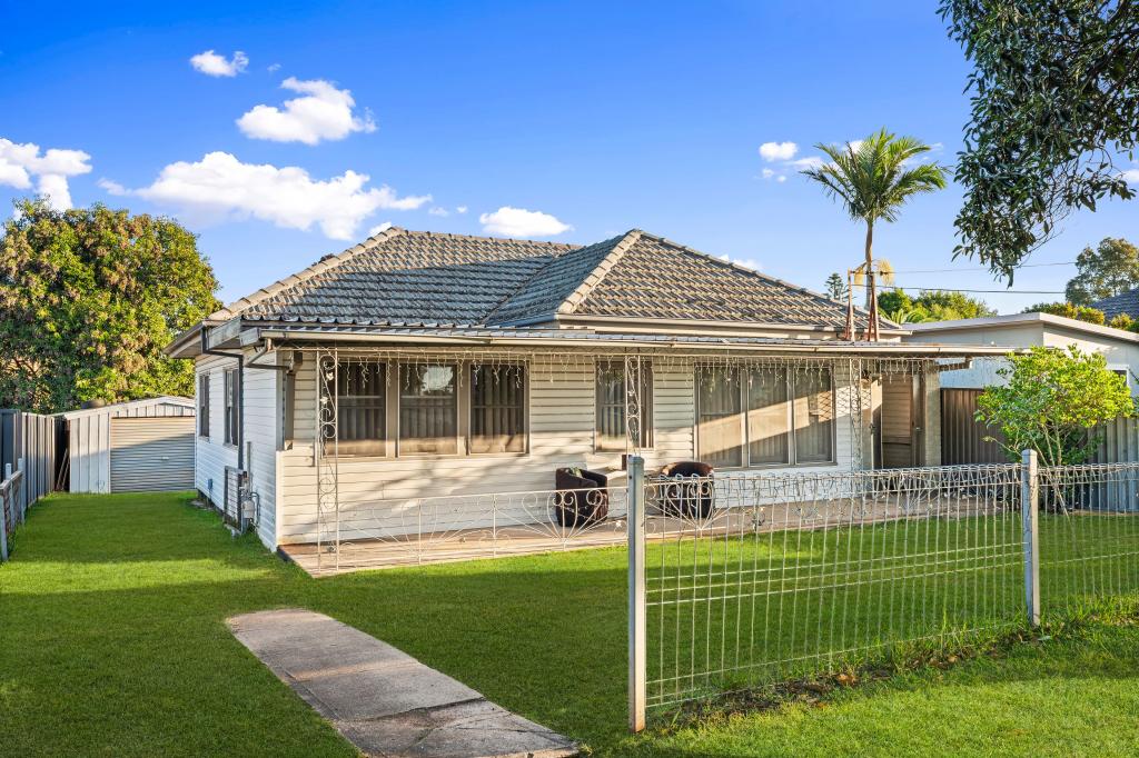 8 Gordon St, St Marys, NSW 2760