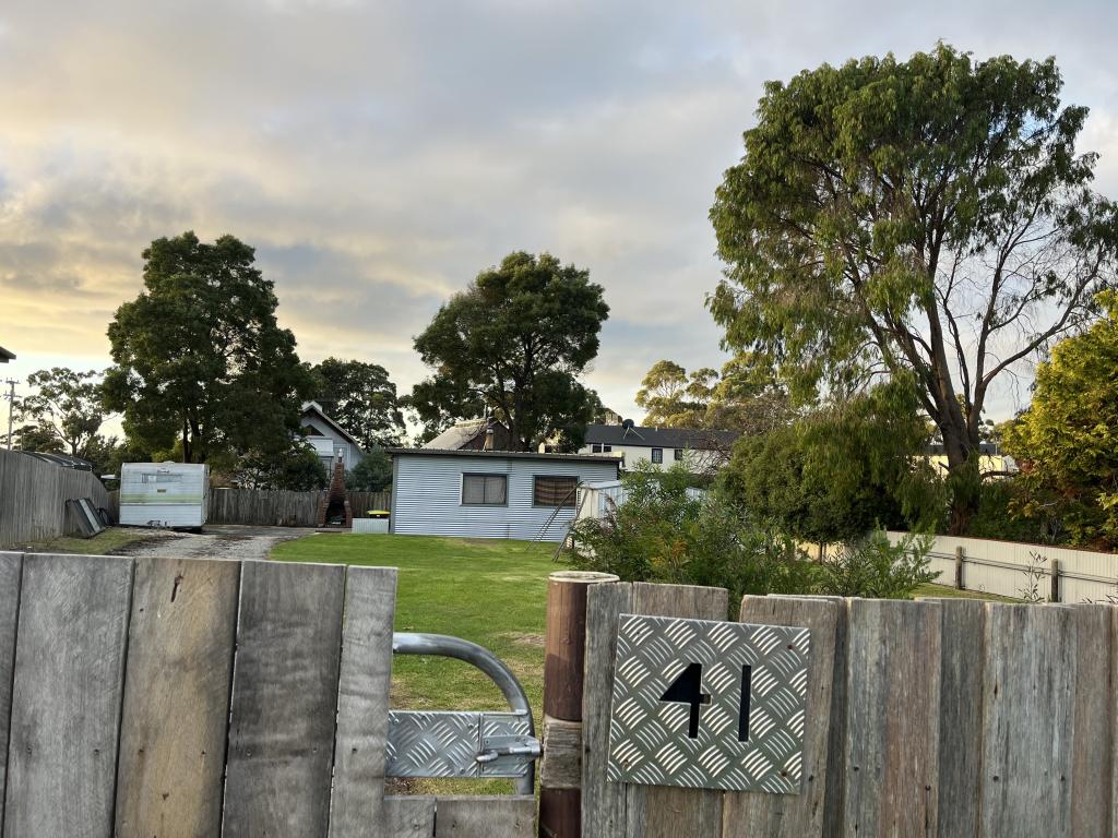 41 Irbys Crcs, Sisters Beach, TAS 7321