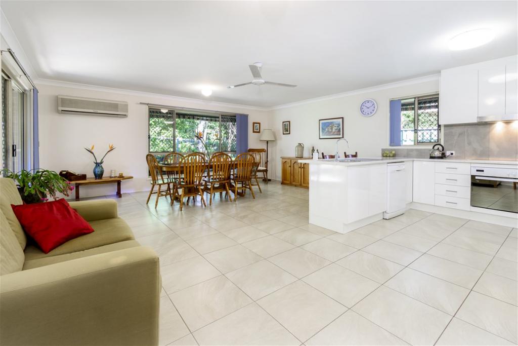 45 Mount Glorious Rd, Samford Village, QLD 4520