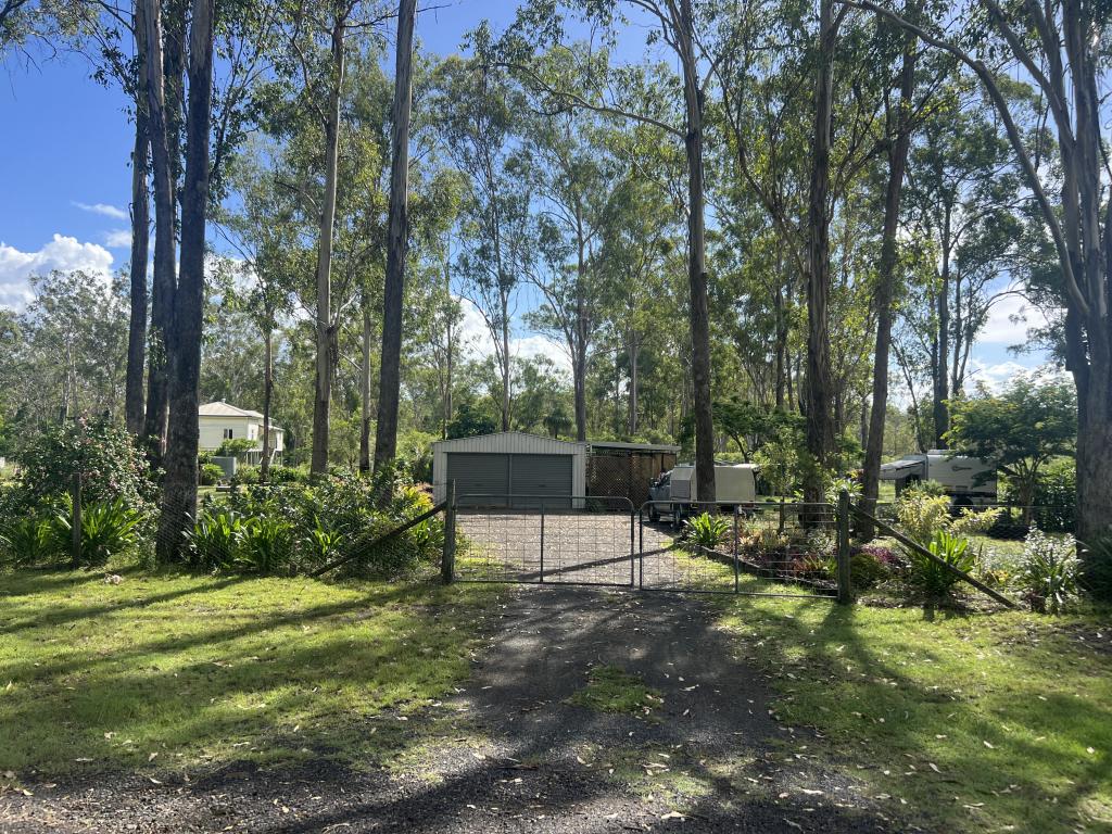 8 Sunbird Ct, South Bingera, QLD 4670