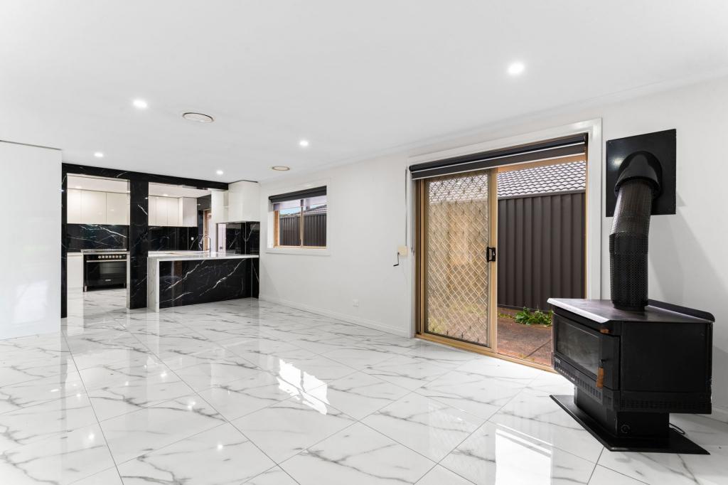 13 Sherwood Cres, Dandenong North, VIC 3175