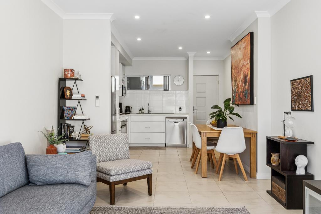 3/9 Melun St, Spearwood, WA 6163