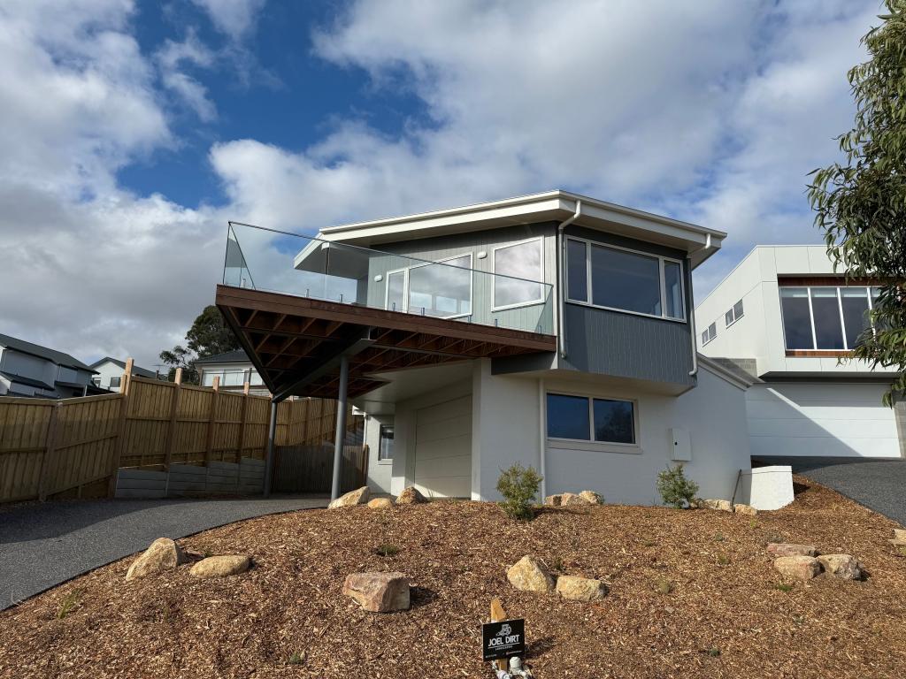 10 Trevally Rd, San Remo, VIC 3925