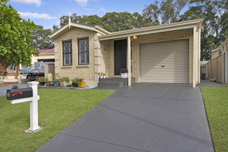 25 Woodbridge Cres, Lake Munmorah, NSW 2259