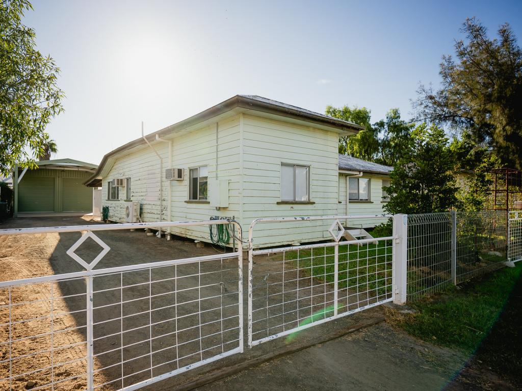 77 Gregory St, Roma, QLD 4455