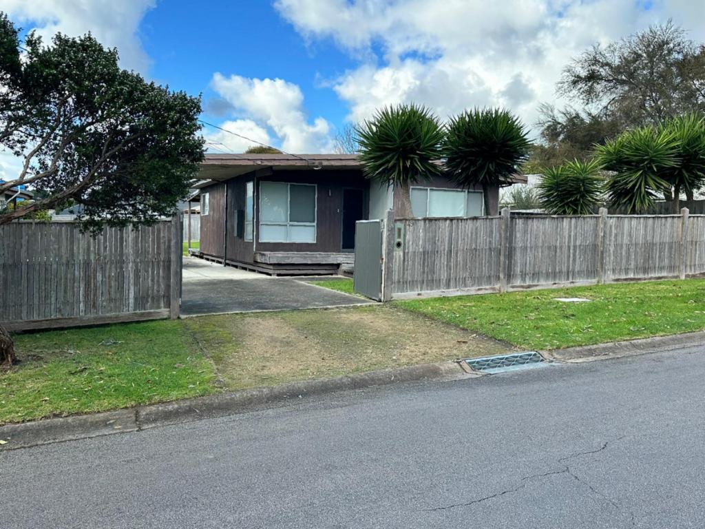 49 Lombardy Ave, Dromana, VIC 3936
