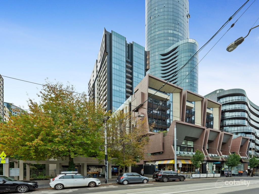 802/229 TOORAK RD, SOUTH YARRA, VIC 3141