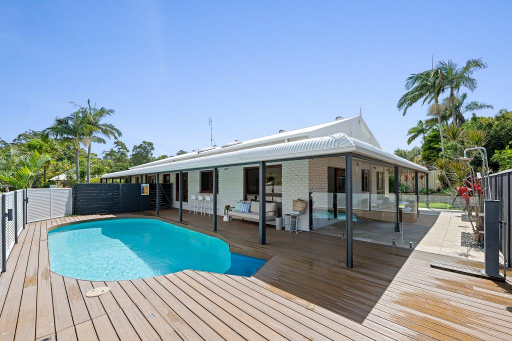 52 Poinsettia Ave, Mooloolaba, QLD 4557