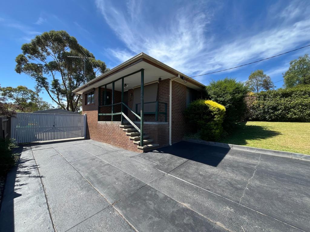 3 Albert St, Bunyip, VIC 3815