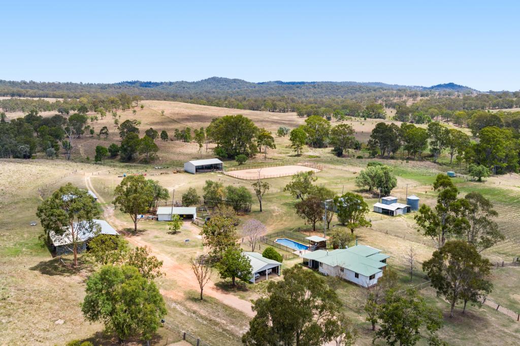 160 Rocky Gully Rd, Emu Creek, QLD 4355