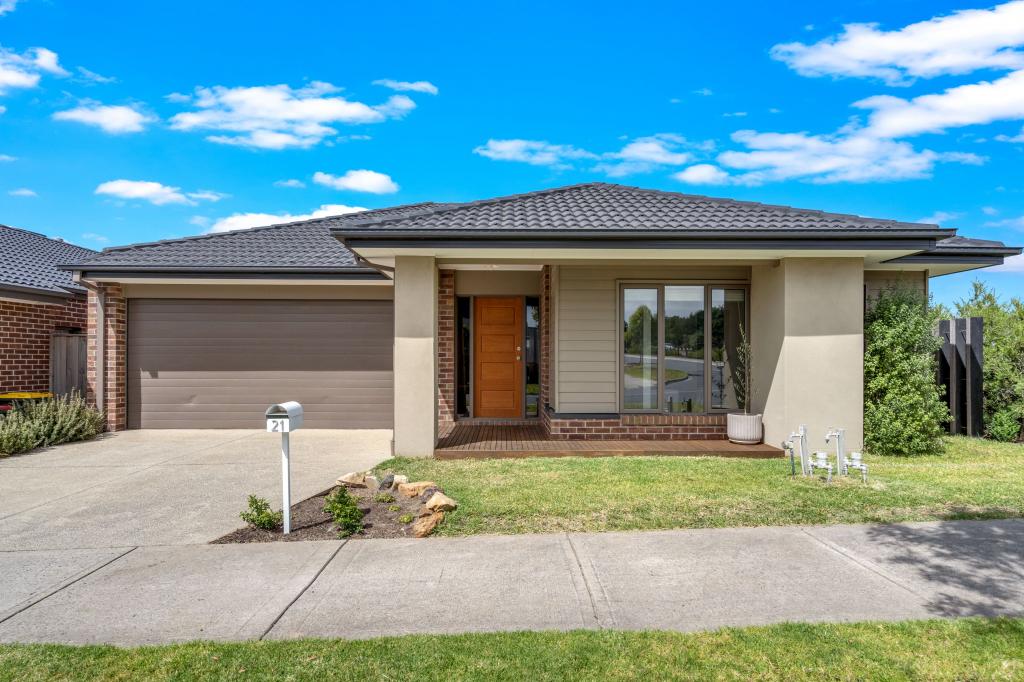 21 Barkers Cres, Mickleham, VIC 3064