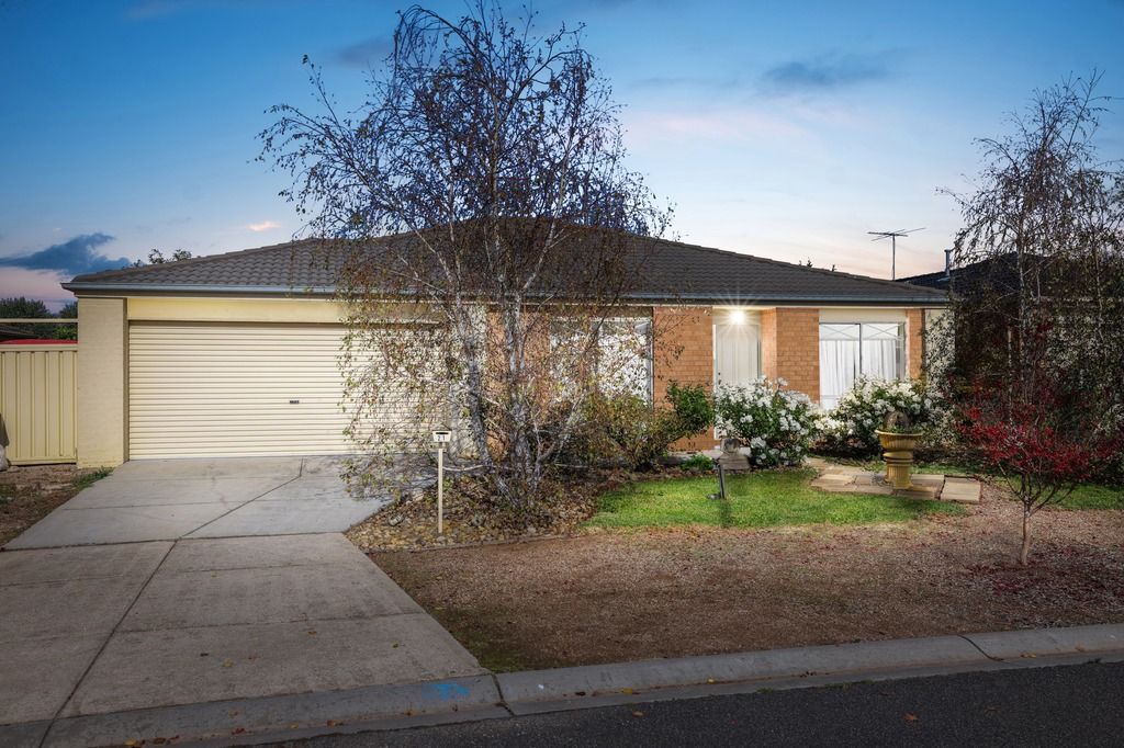 21 Castleton Ave, Tarneit, VIC 3029