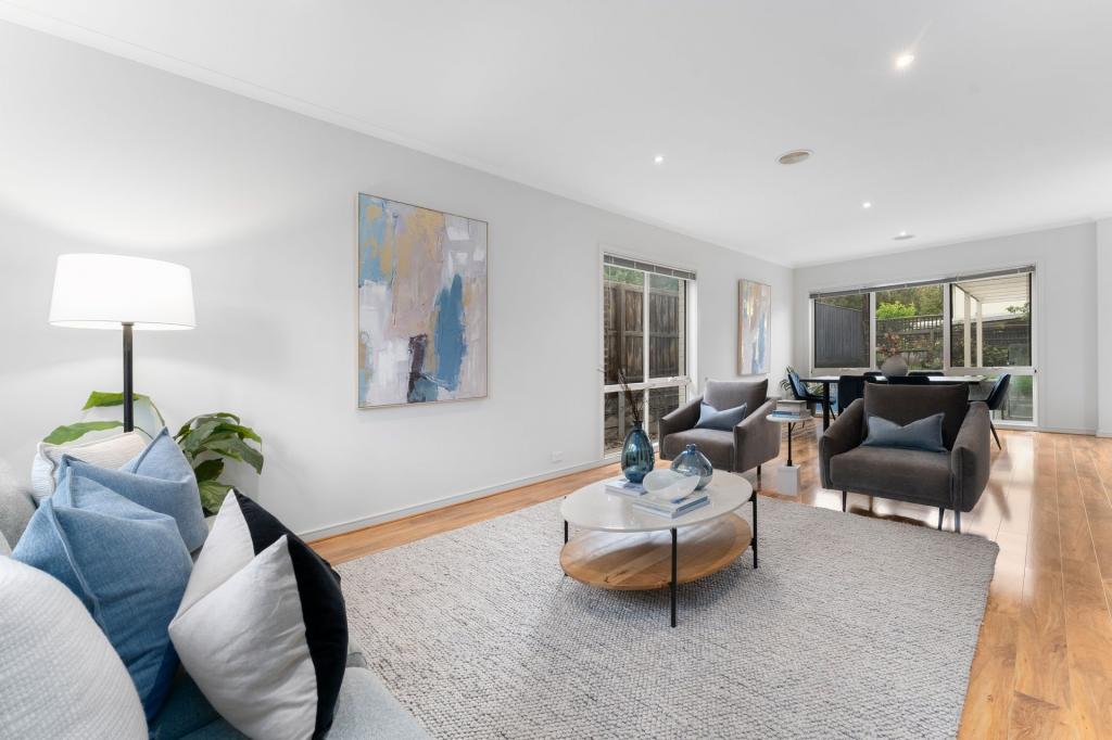 5 Sand Hill Cl, Heatherton, VIC 3202