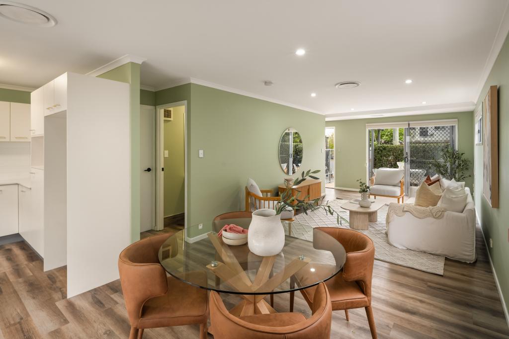 15 Sinclair St, Moorooka, QLD 4105