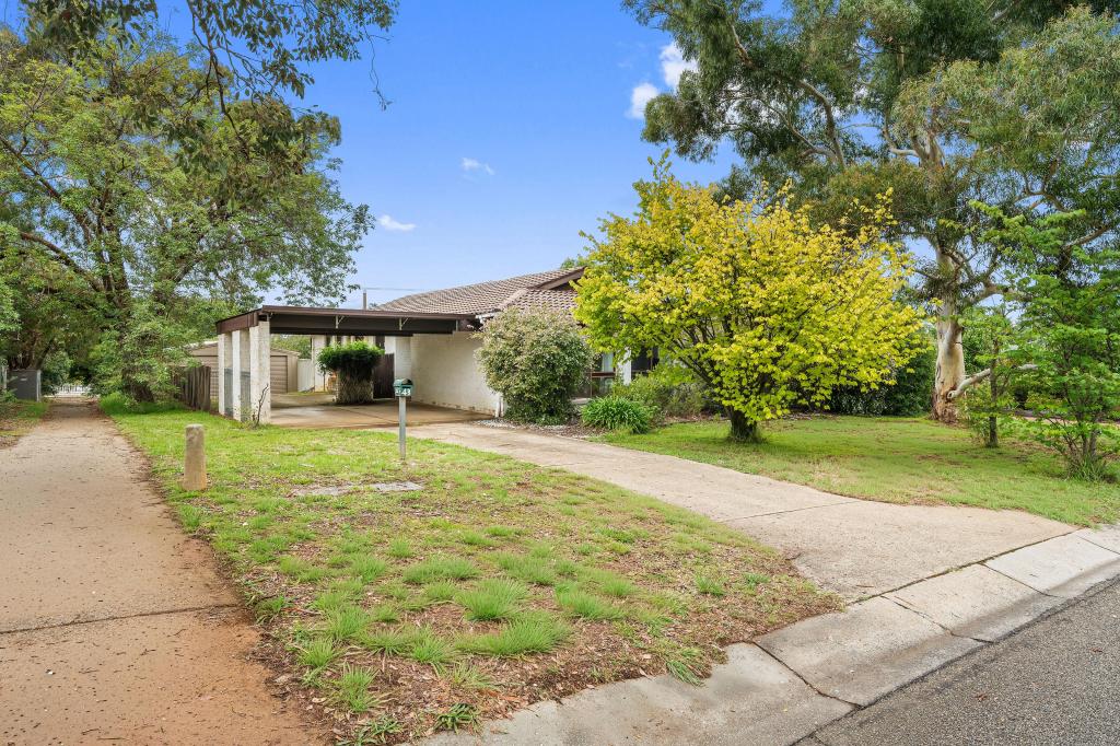 43 Mceachern Cres, Melba, ACT 2615