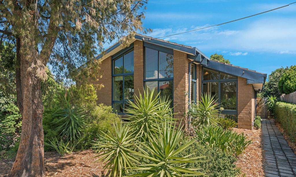 9 Winston Rd, Viewbank, VIC 3084