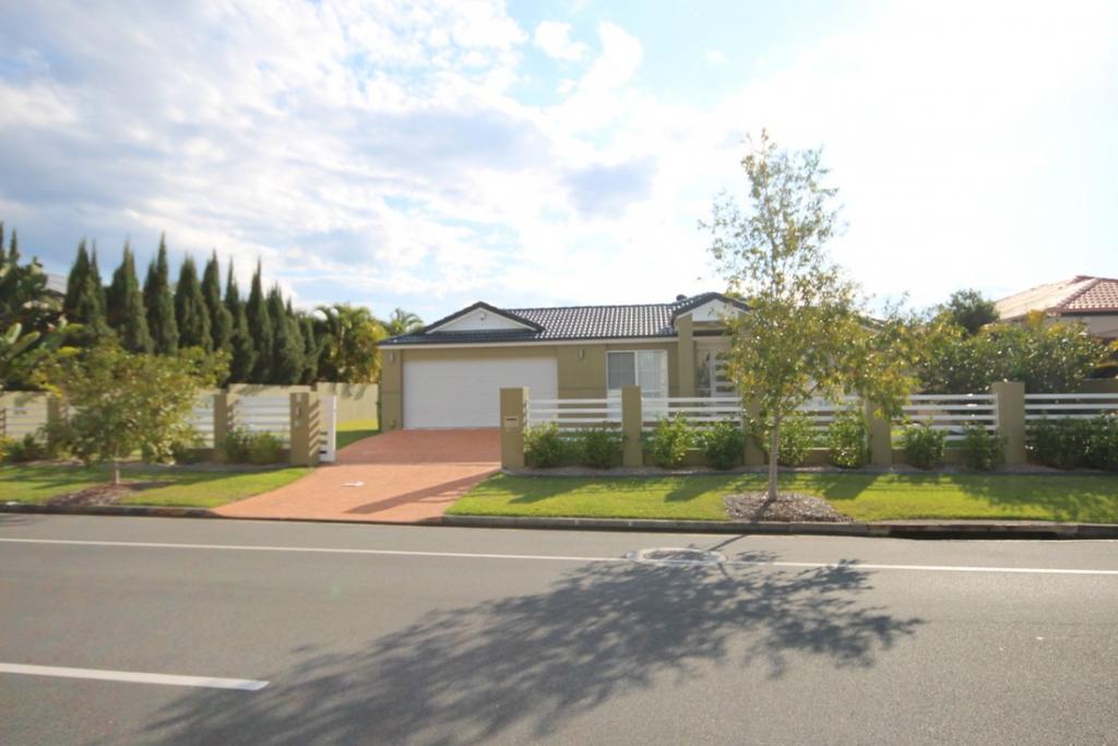 51 Edinburgh Rd, Benowa, QLD 4217