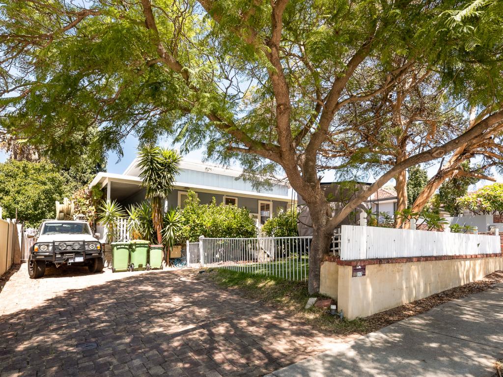 217 Marmion St, Palmyra, WA 6157