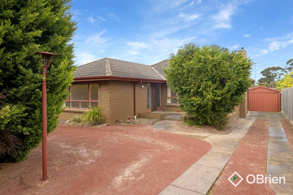 18 Bunarong Dr, Frankston, VIC 3199