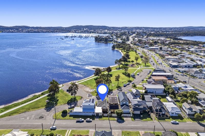 14 Paley Cres, Belmont South, NSW 2280