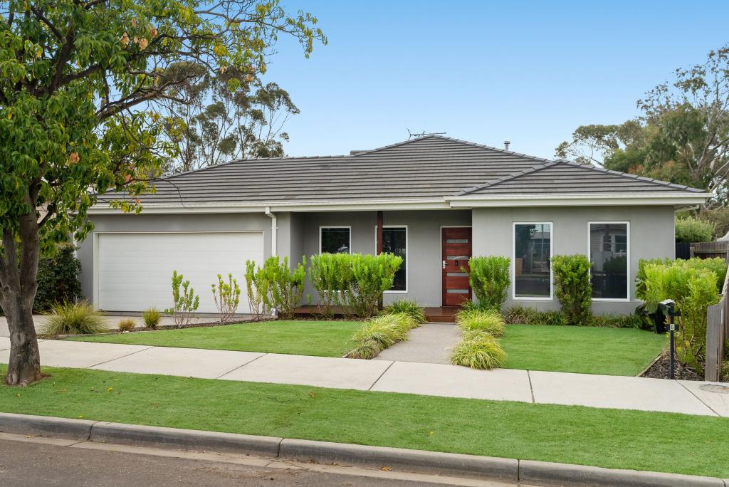 6 Lorna St, Bacchus Marsh, VIC 3340