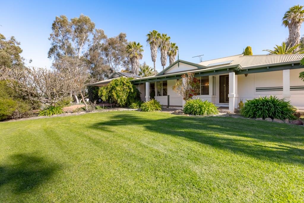 157 Carl St, Muchea, WA 6501