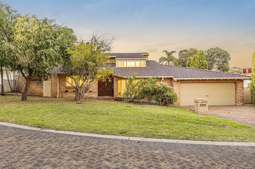 17 Hibiscus Ct, Churchlands, WA 6018