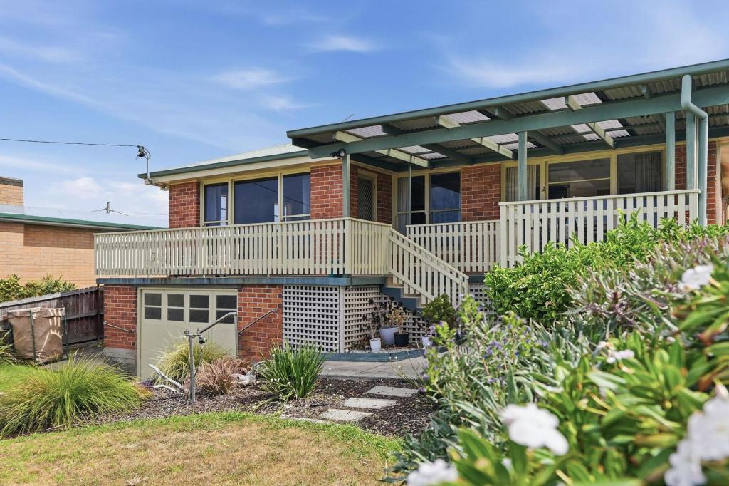 2 Barnett Cres, Bridport, TAS 7262