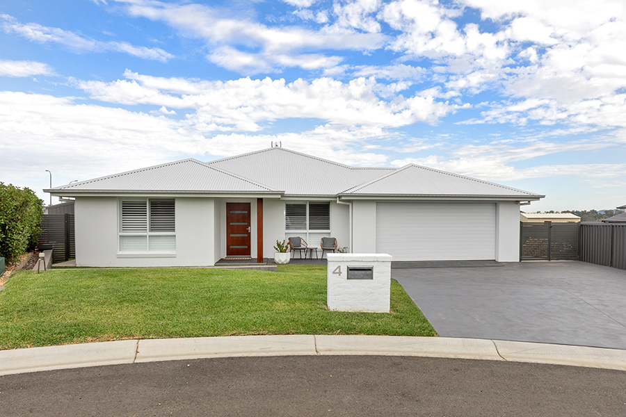 4 Corvina Cl, North Tamworth, NSW 2340