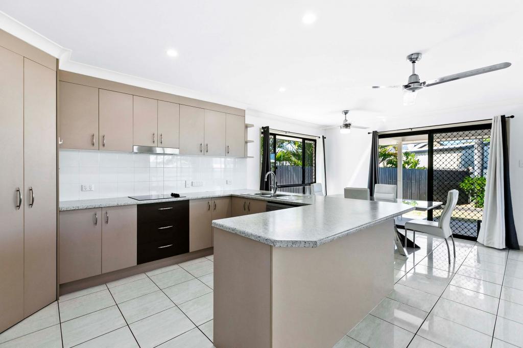 2/22 Northshore Ave, Toogoom, QLD 4655