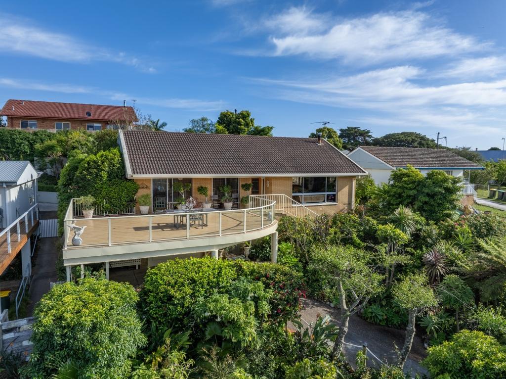 15 Phillipps St, Eden, NSW 2551