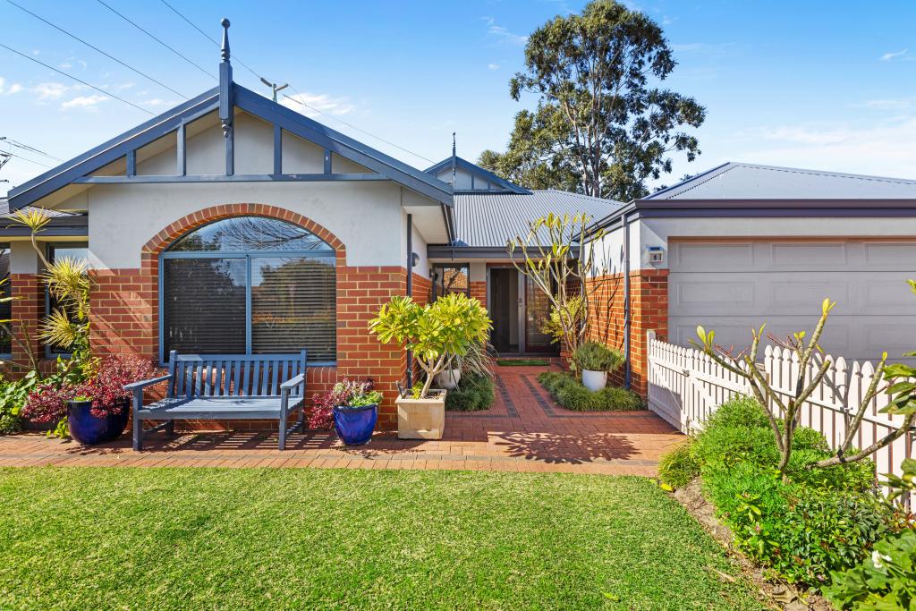 1 Andrews Turn, Wanneroo, WA 6065
