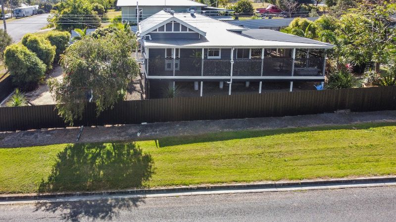 11 Hood St, Proston, QLD 4613